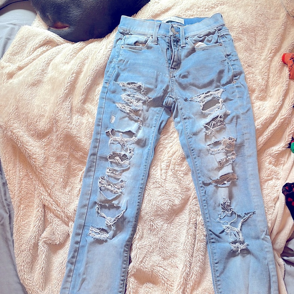 Light blue pair of Mudd, low rise skinny jeans. Brand: Mudd Size: 1